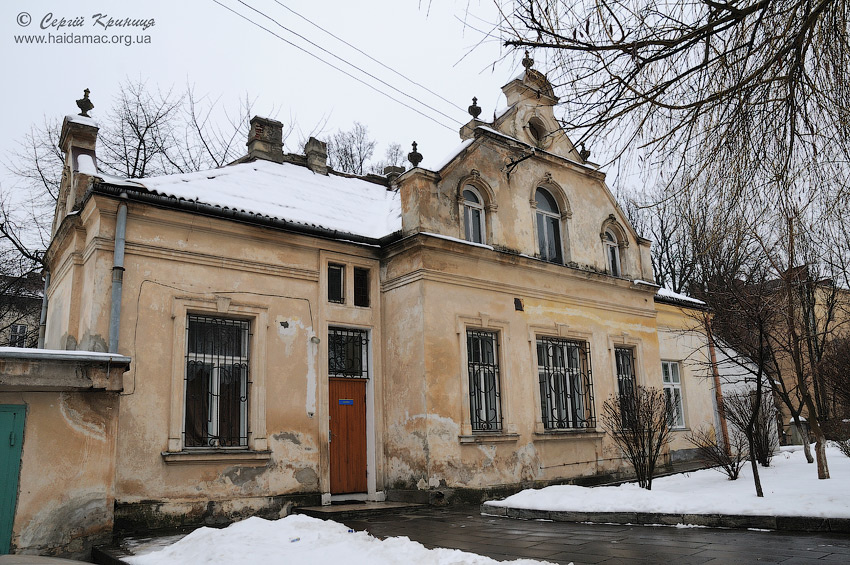 флігель на території вілли Ю.Франц