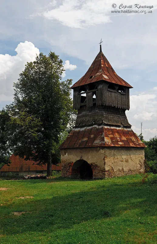 дзвіниця Михайлівського костелу